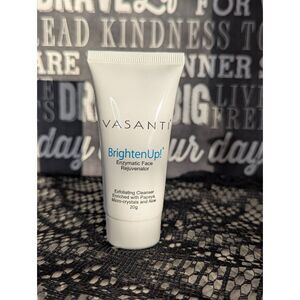 🥚3/30 Vasanti Brighten Up Exfoliating Cleanser Mini